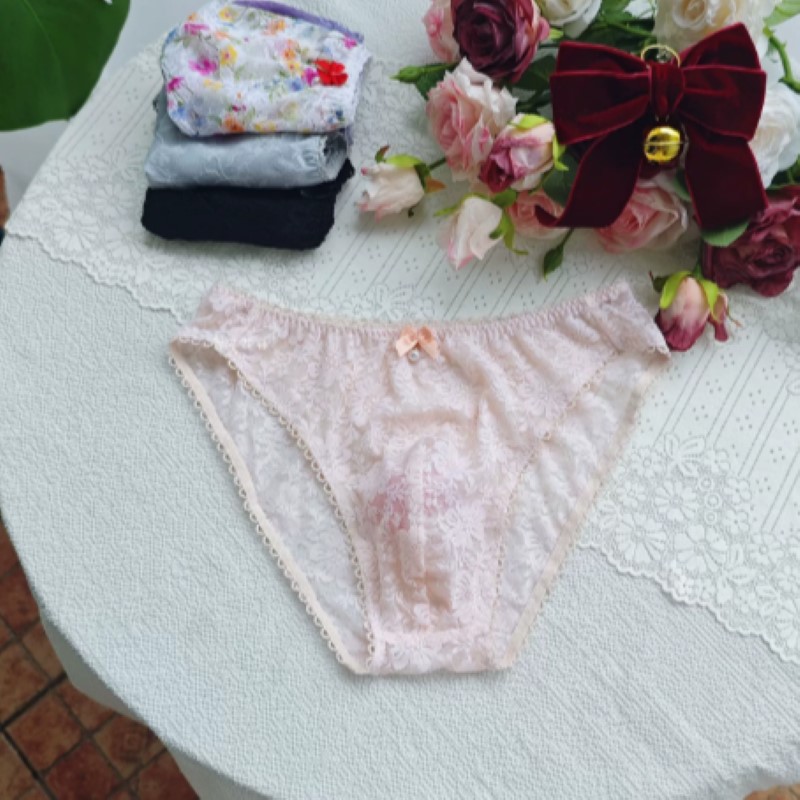 Sheer Sexy Man's Lace Panties  - Embroidery Embellishments recension och pris
